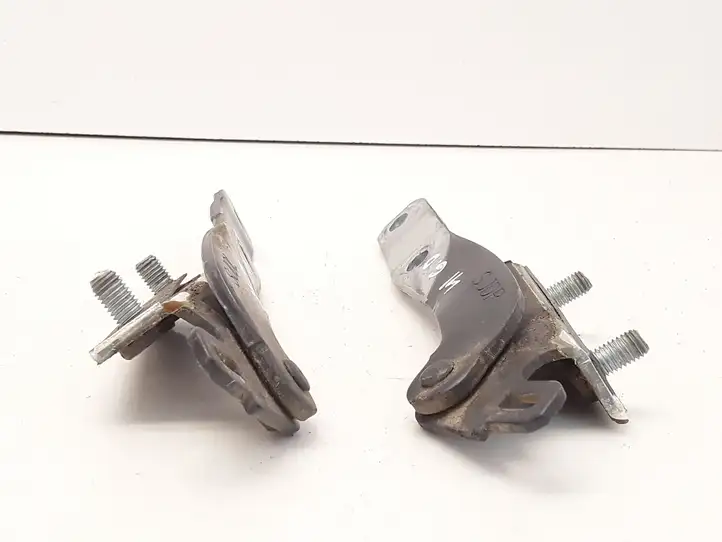 Honda FR-V (2004 - 2009) Петли крышки багажника — фото 2