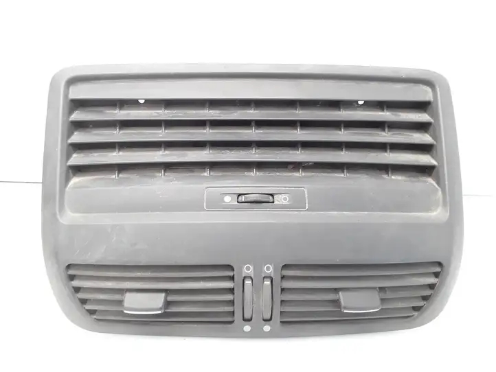 Fiat Croma (2005 - 2011) 1821940033 Центральный воздушный дефлектор — фото 1