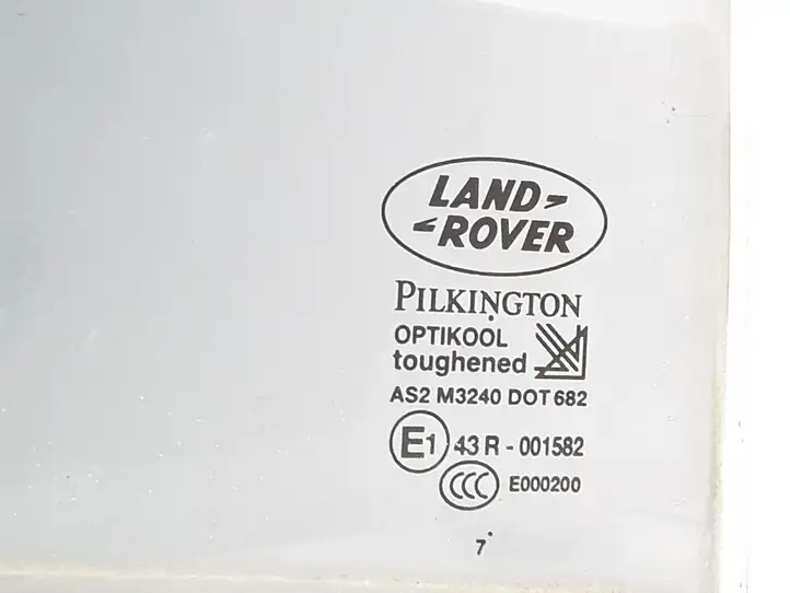 Land Rover Discovery 3 - LR3 (2004 - 2009) 43R001582 Стекло задней двери — фото 2