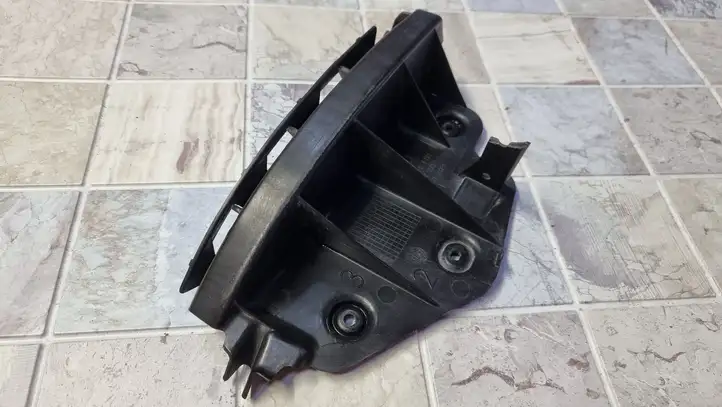 Audi A3/S3 8P (2003 - 2005) 8P3807393 Кронштейн заднего бампера — фото 2