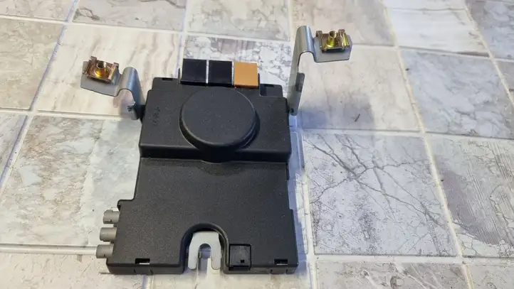 Audi A3/S3 8P (2003 - 2005) 8P3035225 Блок управления антеннами — фото 1