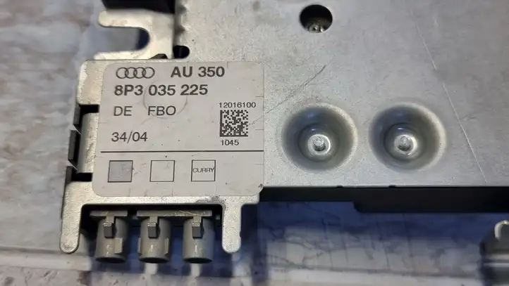 Audi A3/S3 8P (2003 - 2005) 8P3035225 Блок управления антеннами — фото 5
