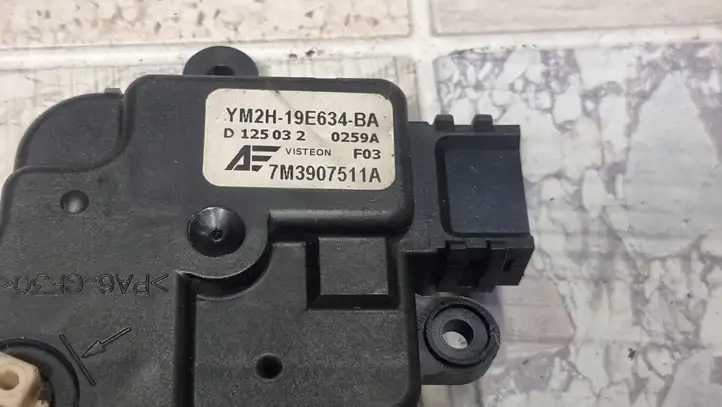 Volkswagen Sharan (2003 - 2010) 7M3907511A Двигатель задвижки потока воздуха — фото 2