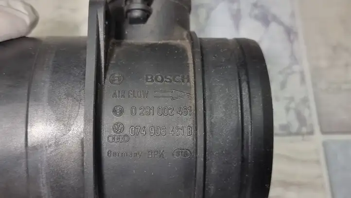 Audi A3/S3 8P (2003 - 2005) 0281002461 Датчик массового расхода воздуха — фото 4