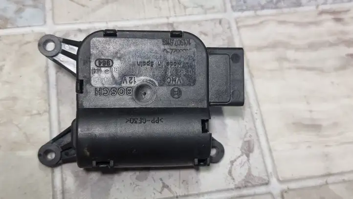 Audi A3/S3 8P (2003 - 2005) 1K1907511G Двигатель задвижки потока воздуха — фото 1