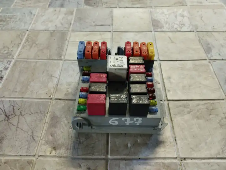 Fiat Croma (2005 - 2011) 51738103 Блок предохранителей — фото 4