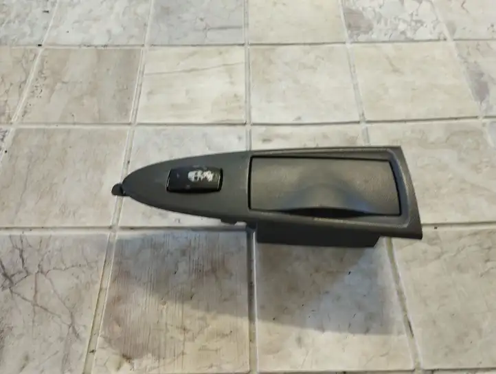 Fiat Croma (2005 - 2011) C723 Блок кнопок стеклоподъемников — фото 3
