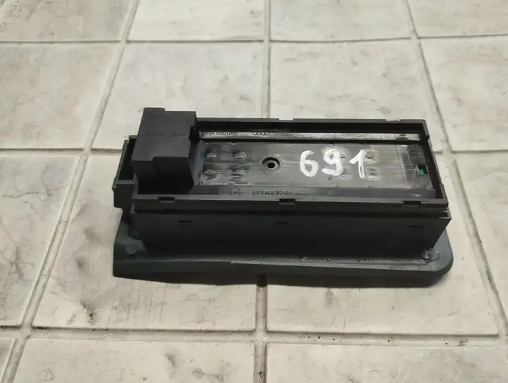 Audi A6 Allroad C5 (2000 - 2006) 4B0959851 Кнопка стеклоподъемников — фото 6