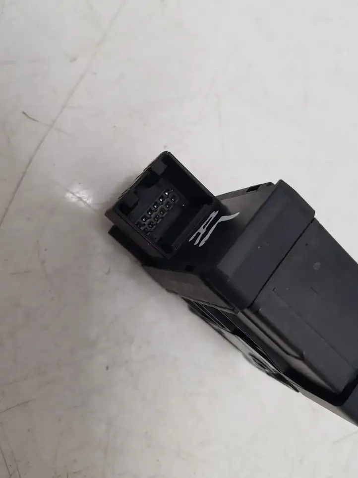 Audi A5 8T 8F (2007 - 2011) 8K1927225B Кнопка ручного тормоза — фото 3