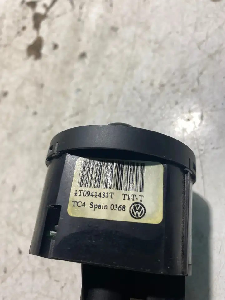 Volkswagen Touran I (2003 - 2010) 1T0941431T Включатель фонарей — фото 4