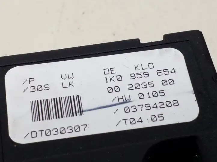 Skoda Octavia Mk2 (1Z) (2004 - 2013) 1k0959654 Прочие датчики — фото 4