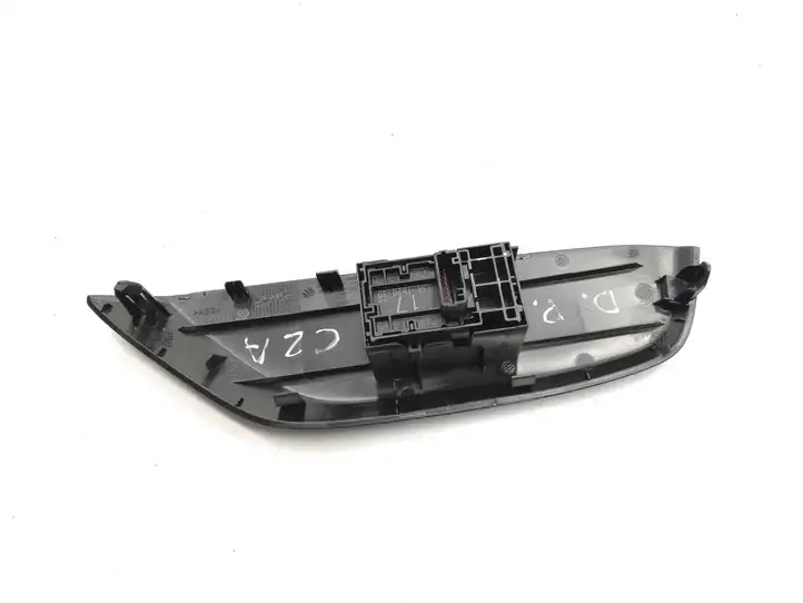 Toyota Yaris Cross (2020 - ) 74231K0080 Блок кнопок стеклоподъемников — фото 2