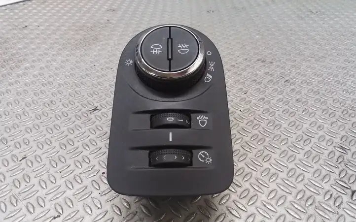 Opel Meriva B (2010 - 2014) 13294815 Включатель фонарей — фото 1