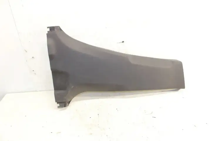 Toyota Auris E180 (2012 - 2018) Нижняя обшивка стойки B — фото 2