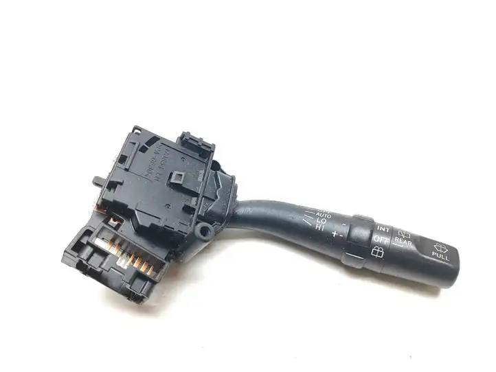 Toyota Corolla Verso AR10 (2004 - 2009) 173654 Переключатель стеклоочистителей — фото 1
