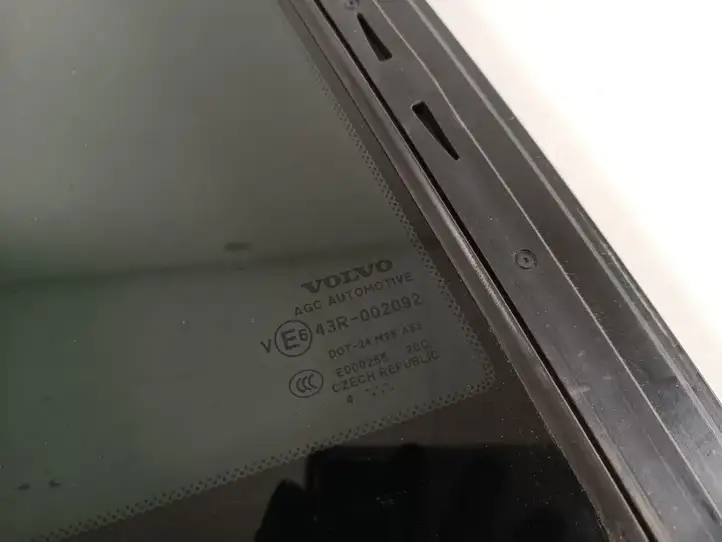 Volvo XC90 (2014 - 2019) 31352995 Форточка двери — фото 2