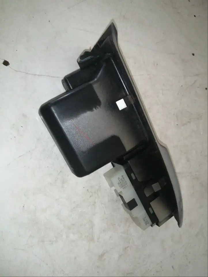 Toyota Land Cruiser (J120) (2002 - 2009) 7427260160 Блок кнопок стеклоподъемников — фото 2