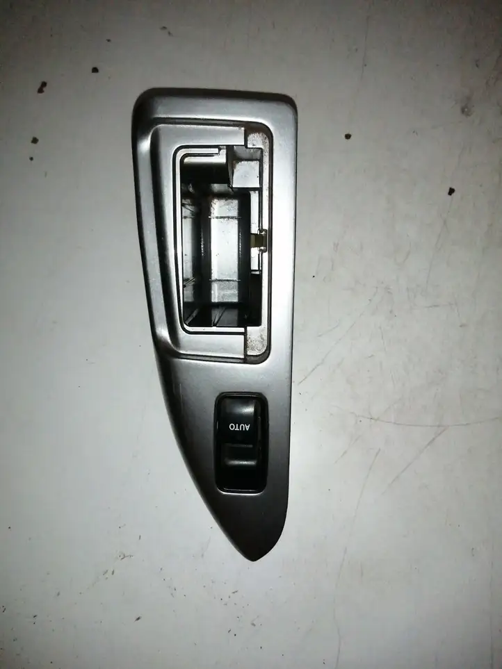 Toyota Land Cruiser (J120) (2002 - 2009) 7427260160 Блок кнопок стеклоподъемников — фото 5