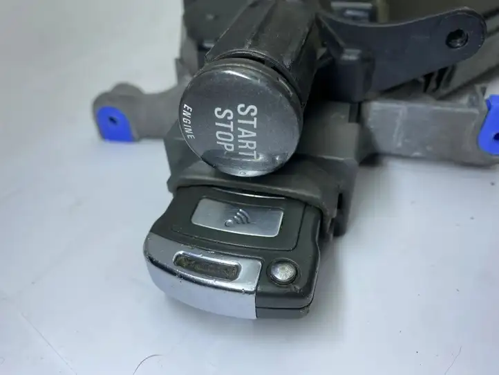 BMW 7 E65 E66 (2001 - 2008)  61326942487 Замок зажигания