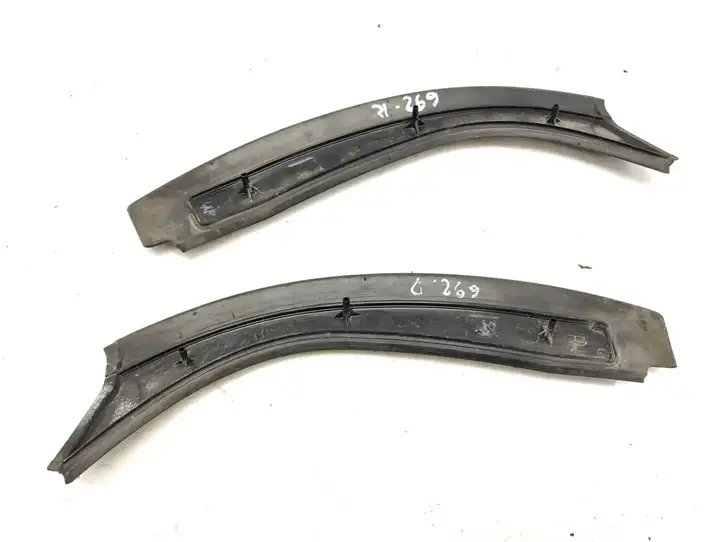 BMW Z4 E85 E86 (2002 - 2008) 7025645 Наружная накладка стойки B — фото 6