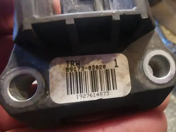 Toyota Yaris (2005 - 2009) 891730D020 Датчик удара SRS — фото 2
