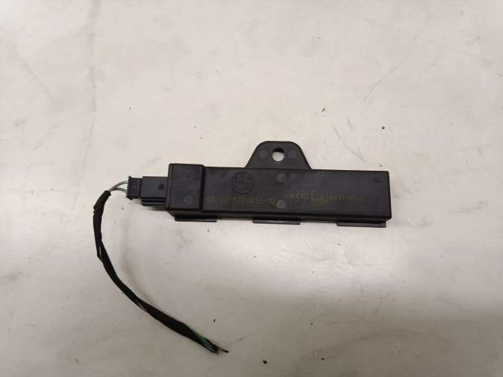 9220832 BMW 5 F10 F11 Interjero komforto antena