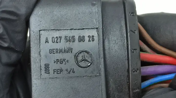 Mercedes-Benz C W204 (2007 - 2014) A6461501820 Прочая электропроводка — фото 3