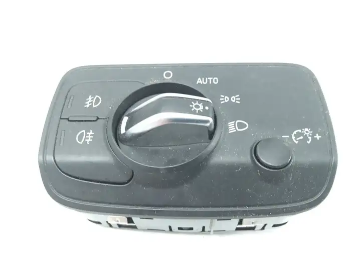Audi A3/S3 8V (2012 - 2016) 8V0941531 Включатель фонарей — фото 1
