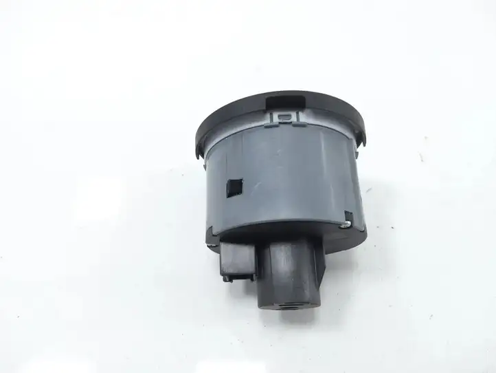 Skoda Octavia Mk2 (1Z) (2004 - 2013) 1Z0941431 Включатель фонарей — фото 2