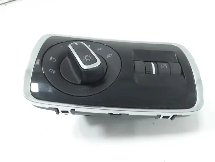 Skoda Superb B6 (3T) (2008 - 2015) 3T0941431 Включатель фонарей — фото 1