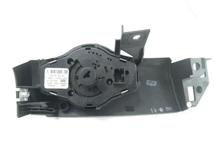 Audi Q5 SQ5 (2008 - 2012) 8K0941531 Включатель фонарей — фото 2