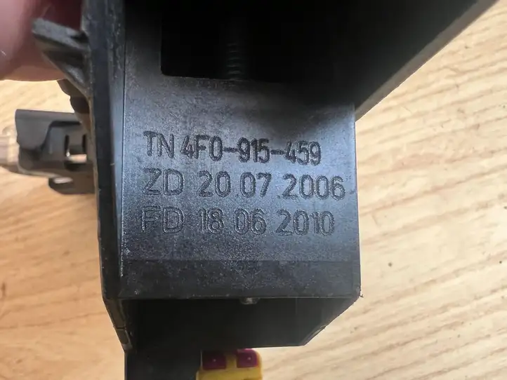 Audi A6 S6 C6 4F (2008 - 2011) 4F0915459 Плюсовой провод аккумулятора — фото 2