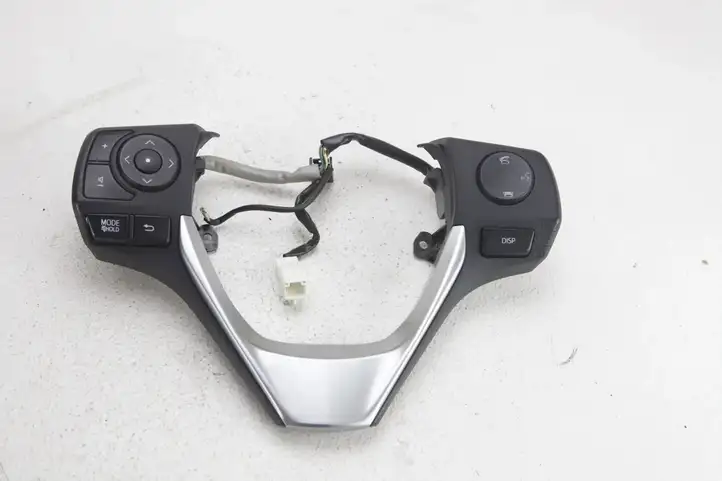 Toyota Auris E180 (2012 - 2018) F70CS1321 Кнопки на рулевом колесе — фото 1