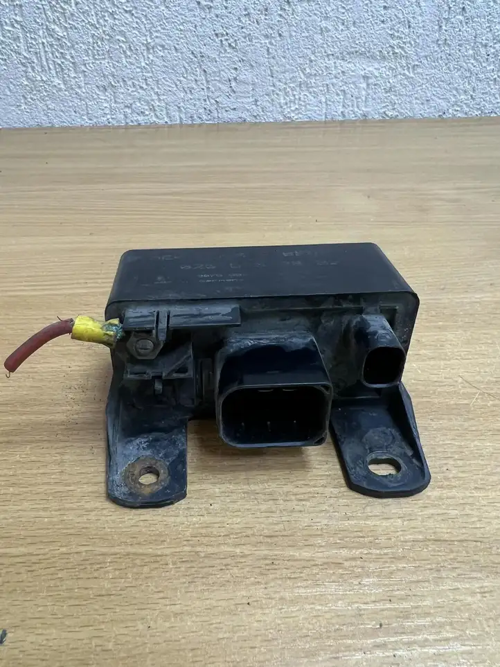 Mercedes-Benz E W211 (2002 - 2009) 0255452832 Реле аварийных фонарей — фото 6