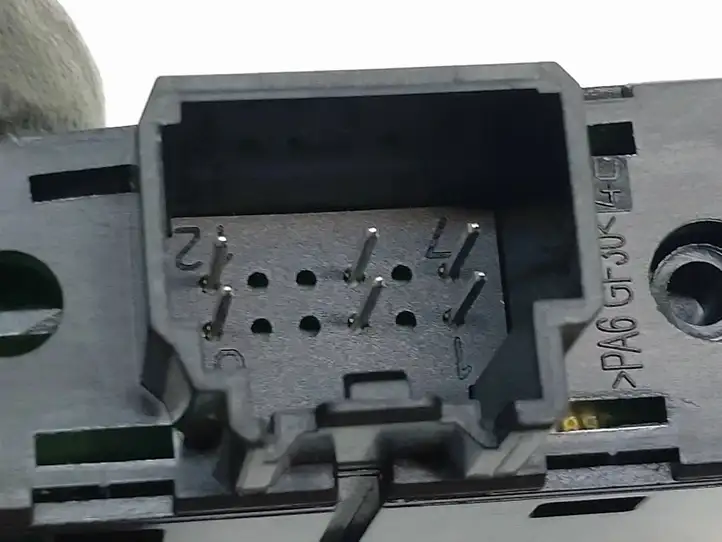Ford Focus (2011 - 2015) AM5T18K574AC Кнопка обогрева стекла — фото 4
