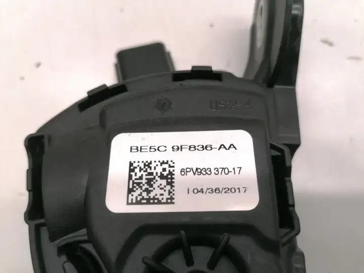 Tesla Model X (2015 - 2021) BE5C9F836-AA Педаль акселератора — фото 2
