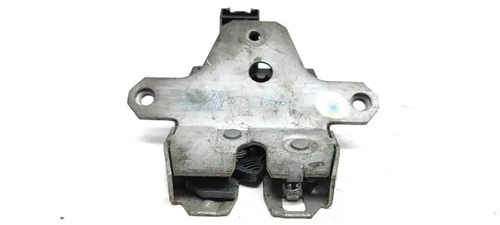 Jaguar XF (2007 - 2015)   Замок задней крышки