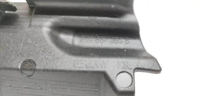 Volkswagen Golf VII (2013 - 2019) 5K0837350B Прочая отделка передней двери — фото 3