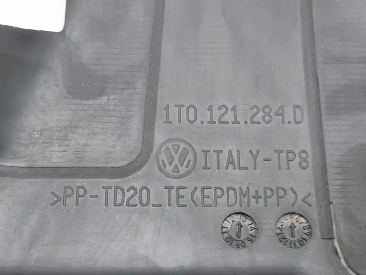 Volkswagen Caddy (2010 - 2015) Дефлектор воздуха — фото 3