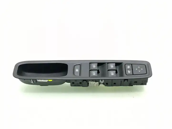 Dacia Logan III (2020 - ) 809615044R Кнопка стеклоподъемников — фото 1