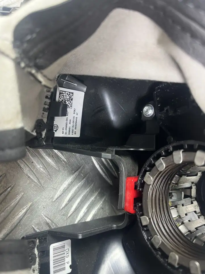 Jeep Grand Cherokee (2010 - 2021) 5VN52DX9AB Контактное кольцо SRS — фото 9