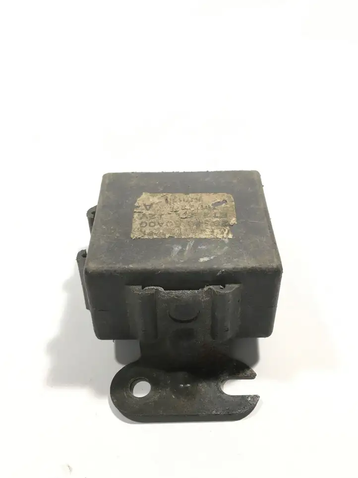 Nissan Terrano (1992 - 2006) 2851050A00 Реле стеклоочистителей — фото 4