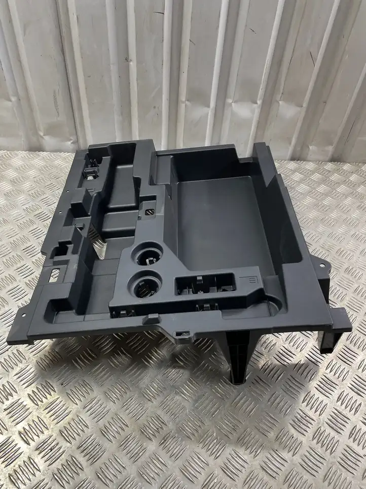 Lexus NX (2021 - ) 64997-78060 Ящик для хранения в багажнике — фото 10