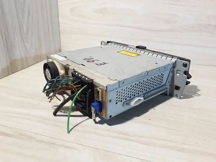 BMW 3 E90 E91 (2005 - 2012) 9170981 Магнитола / мультимедийная система — фото 5