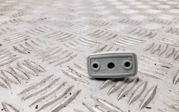 Skoda Superb B6 (3T) (2008 - 2015) 1Z0857561 Крепление солнцезащитного козырька — фото 2