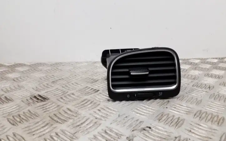 Volkswagen Golf VI (2009 - 2013) 5K0819703J Боковой воздушный дефлектор — фото 1
