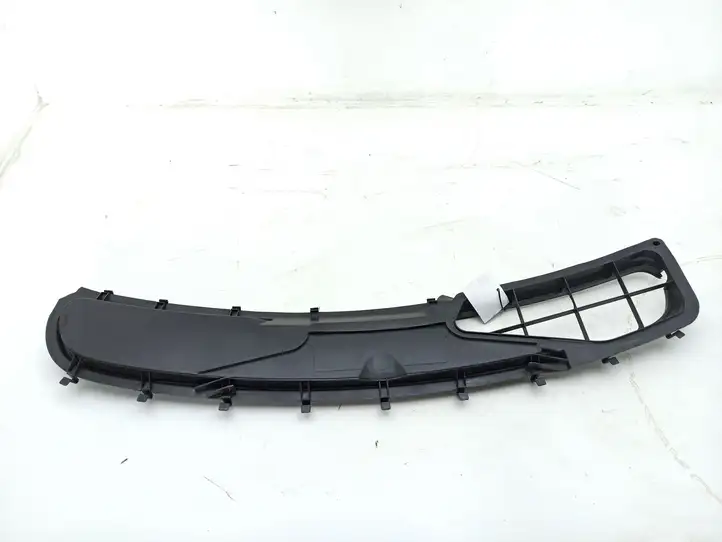 Mercedes-Benz S W220 (1998 - 2006)  2208800105 Накладки стеклоочистителей (жабо)