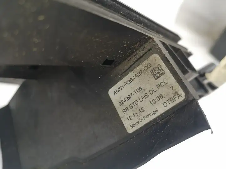 Ford C-MAX II (2010 - 2015) AM51R264A27CG Замок задней двери — фото 4