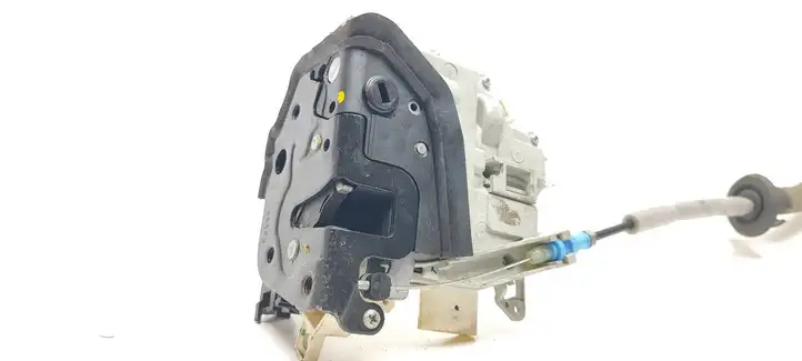 Audi A3/S3 8V (2012 - 2016) 8K0839015H Замок задней двери — фото 2