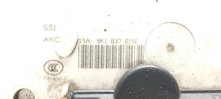 Volkswagen Golf VII (2013 - 2019) 5K1837015E Замок ручки двери — фото 4